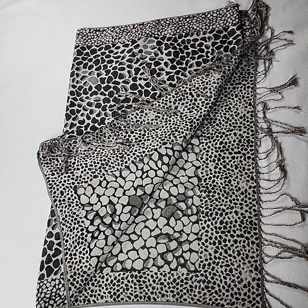 Modern Expressions Scarf Beige Brown Animal Print 68.9" x 27.56"